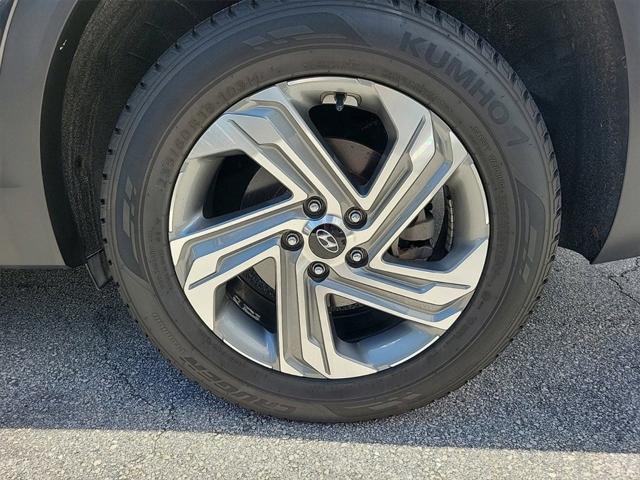 used 2022 Hyundai Santa Fe car, priced at $20,990