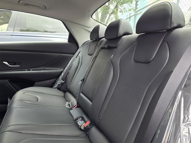 new 2025 Hyundai Elantra car, priced at $32,075