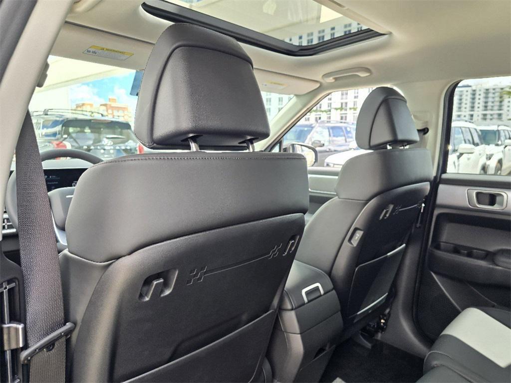 new 2025 Hyundai Santa Fe car, priced at $42,940