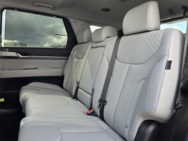 new 2025 Hyundai Palisade car, priced at $47,015