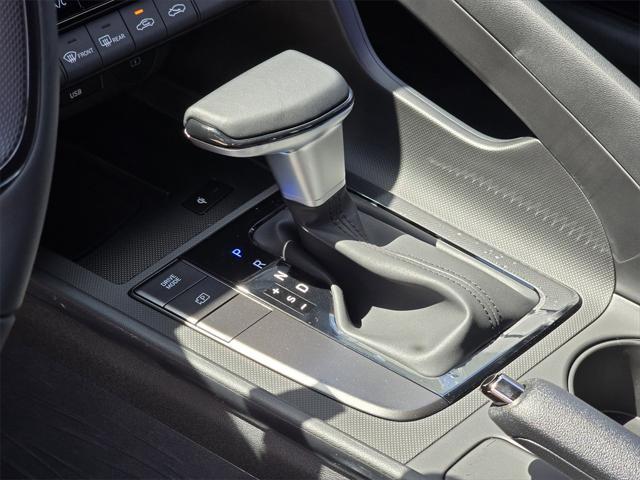 new 2025 Hyundai Elantra car