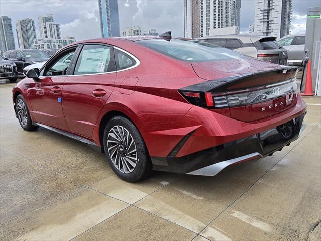 new 2025 Hyundai Sonata Hybrid car, priced at $33,140