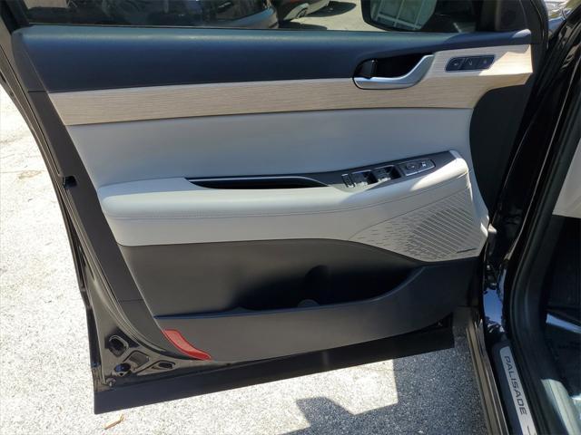 used 2023 Hyundai Palisade car, priced at $35,990
