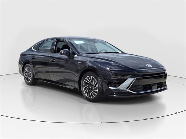 new 2025 Hyundai Sonata Hybrid car, priced at $39,355