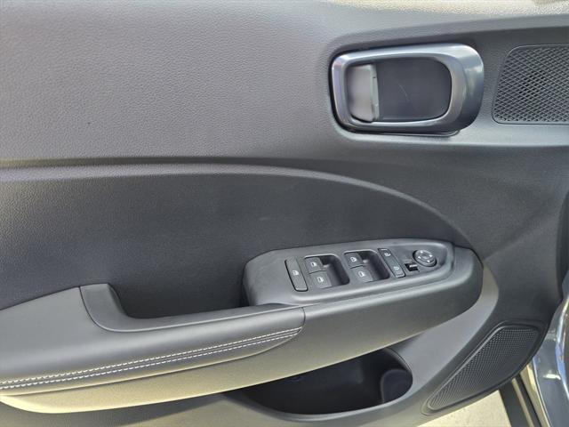 new 2025 Hyundai Venue car, priced at $25,415