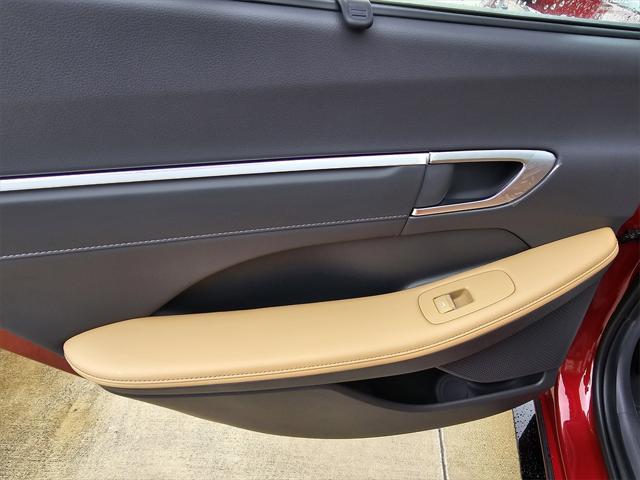 new 2025 Hyundai Sonata Hybrid car, priced at $39,480