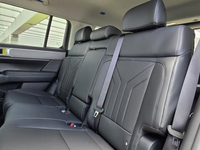 new 2025 Hyundai Santa Fe car, priced at $43,230