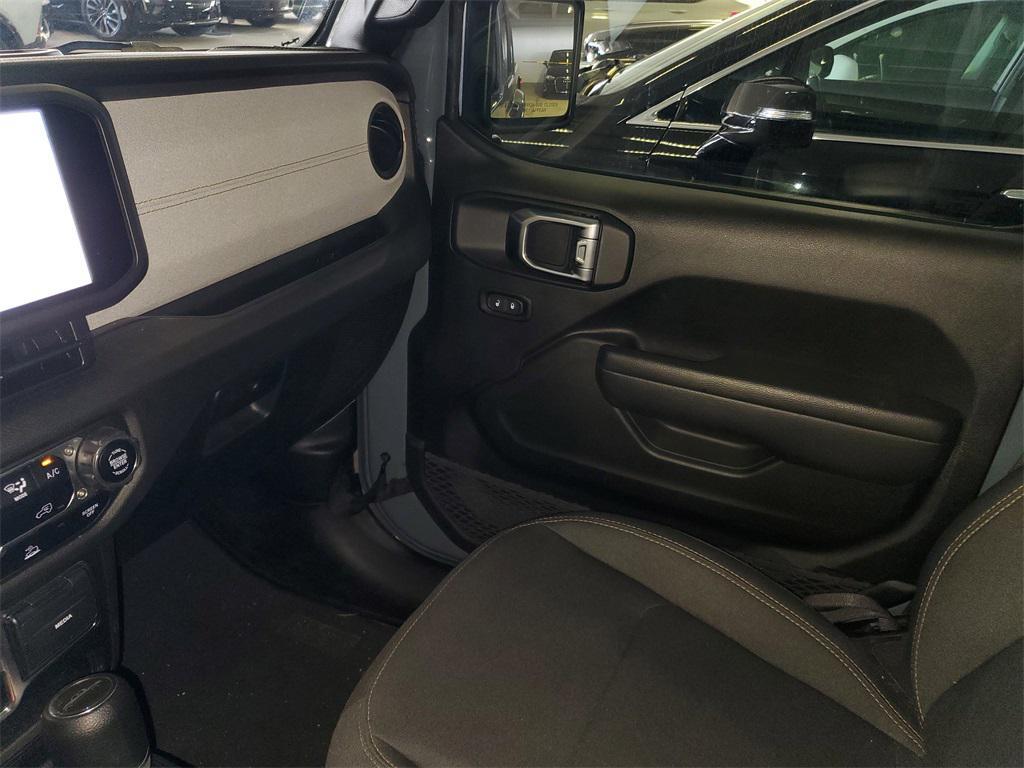 used 2024 Jeep Gladiator car, priced at $34,399