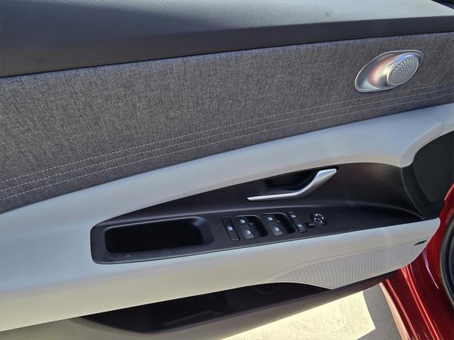 new 2025 Hyundai Elantra car, priced at $29,095