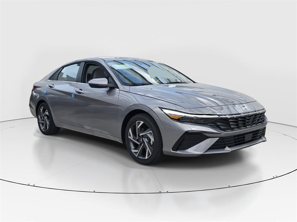 new 2025 Hyundai Elantra car, priced at $28,685