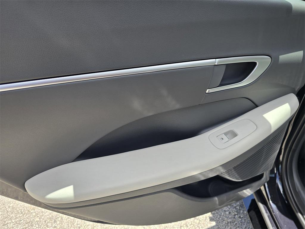 new 2025 Hyundai Sonata car, priced at $32,975