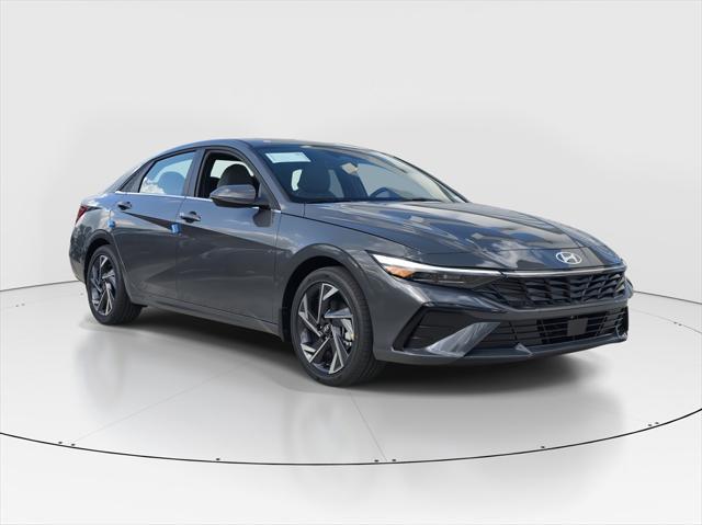 new 2025 Hyundai Elantra car, priced at $31,560