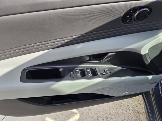 new 2025 Hyundai Elantra car, priced at $31,560