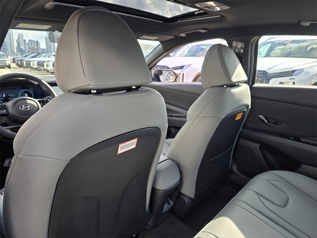 new 2025 Hyundai Elantra car, priced at $31,560