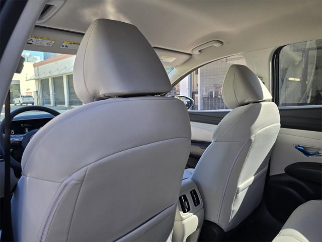 new 2025 Hyundai TUCSON Hybrid car