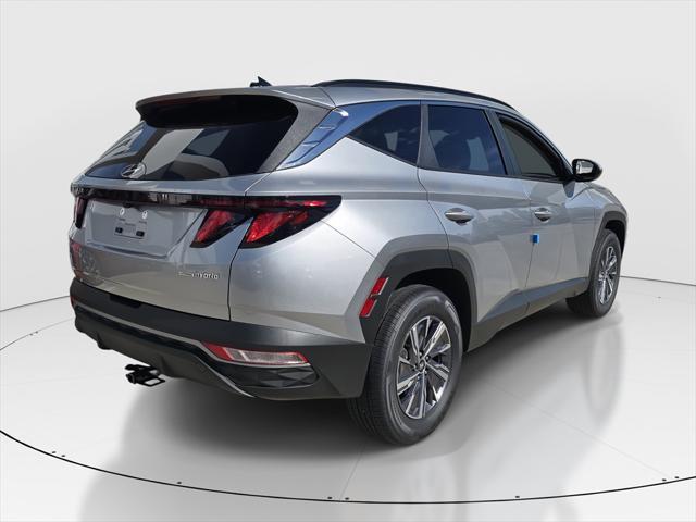 new 2025 Hyundai TUCSON Hybrid car