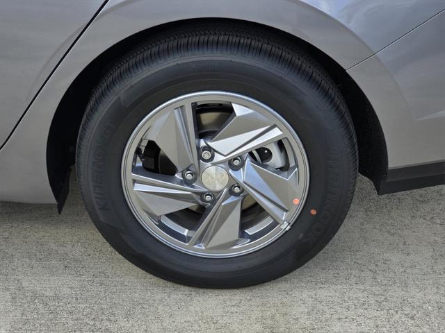 new 2025 Hyundai Elantra car, priced at $23,915