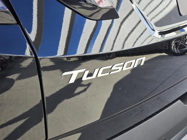 new 2025 Hyundai Tucson Hybrid car