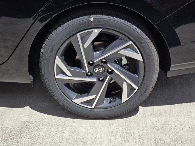 new 2025 Hyundai Elantra car, priced at $25,025