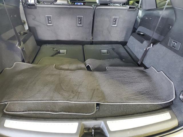 used 2023 Cadillac XT6 car, priced at $31,990