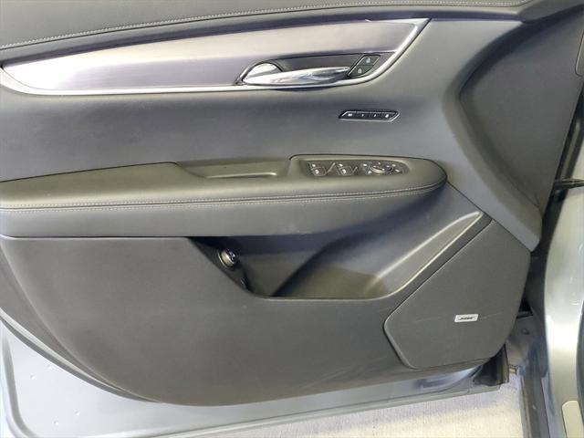used 2023 Cadillac XT6 car, priced at $31,990