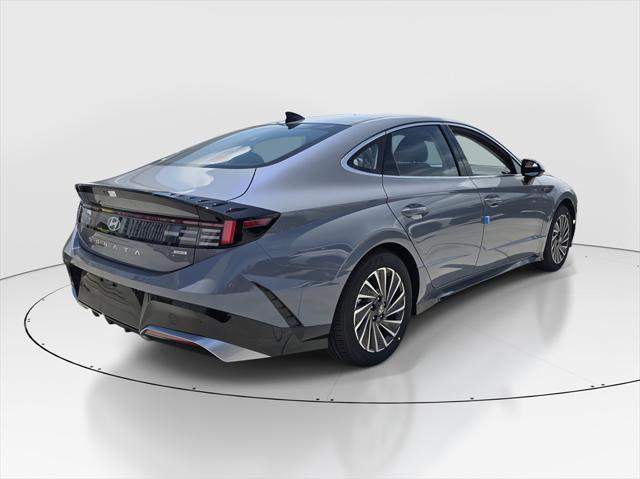 new 2025 Hyundai Sonata Hybrid car, priced at $33,203