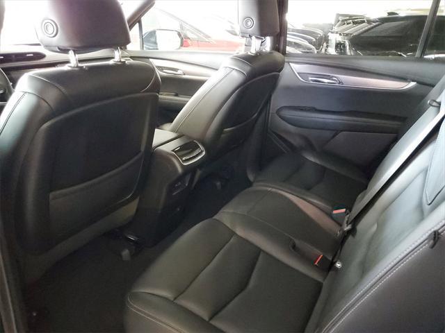 used 2022 Cadillac XT6 car, priced at $29,490