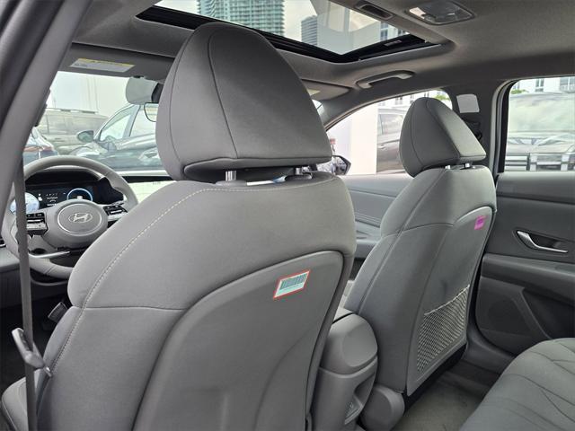new 2025 Hyundai Elantra car, priced at $27,460