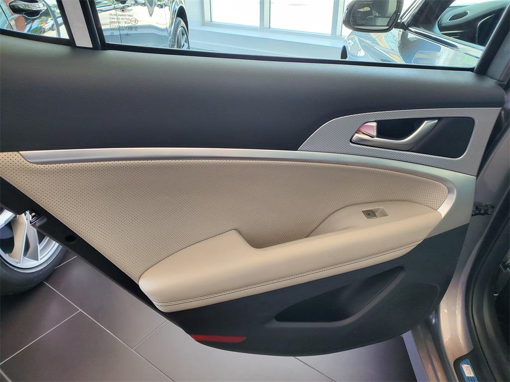 used 2022 Genesis G70 car, priced at $31,920