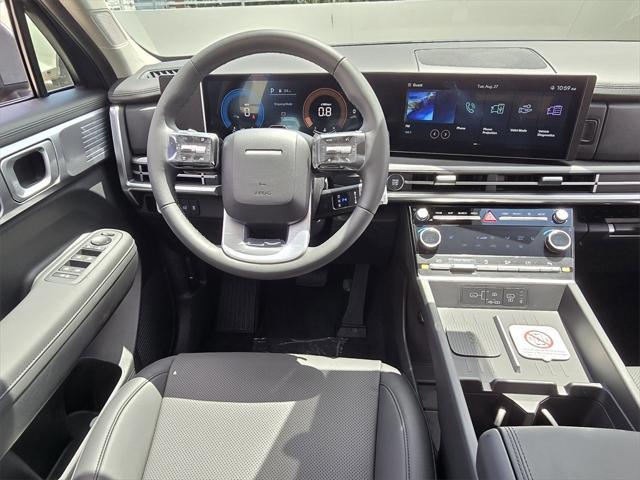 new 2025 Hyundai Santa Fe car, priced at $39,260