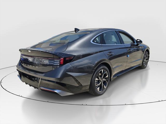 new 2025 Hyundai Sonata car, priced at $29,830