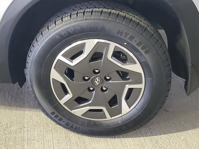 used 2022 Hyundai SANTA FE HEV car, priced at $23,490