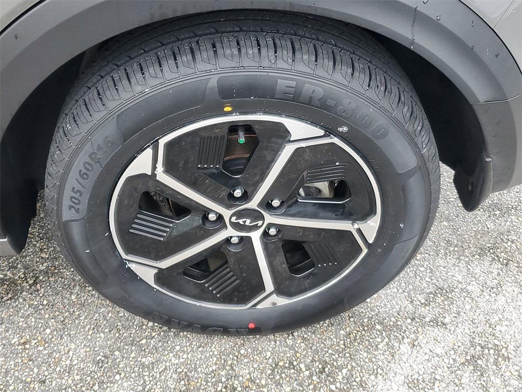 used 2025 Kia Niro car, priced at $21,199