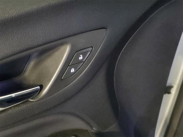 used 2022 Chevrolet Equinox car, priced at $20,990