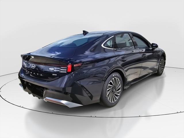 new 2025 Hyundai Sonata Hybrid car, priced at $39,405