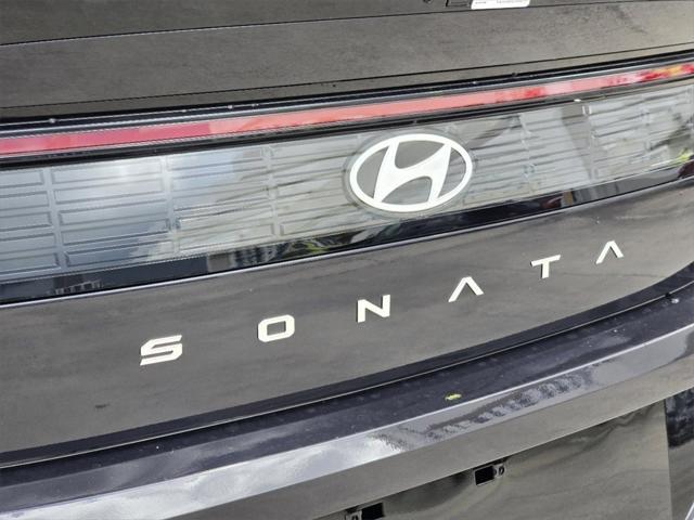 new 2025 Hyundai Sonata Hybrid car, priced at $39,405