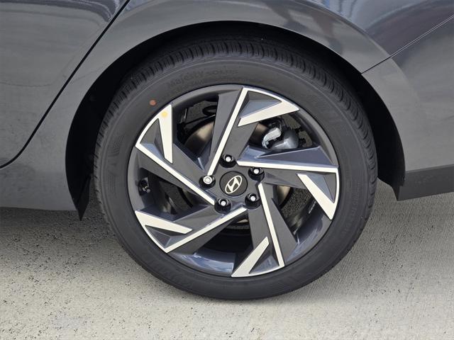 new 2025 Hyundai Elantra car, priced at $29,245