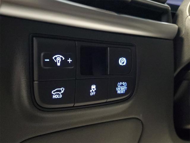 used 2025 Hyundai TUCSON Hybrid car, priced at $36,990