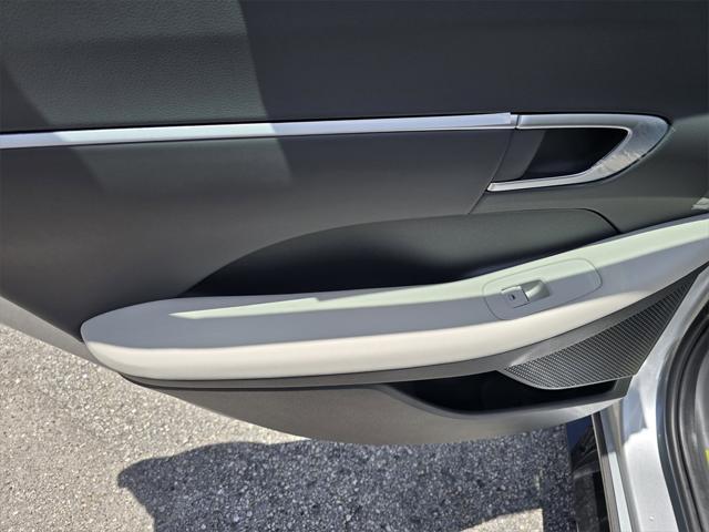 new 2025 Hyundai Sonata car, priced at $32,935