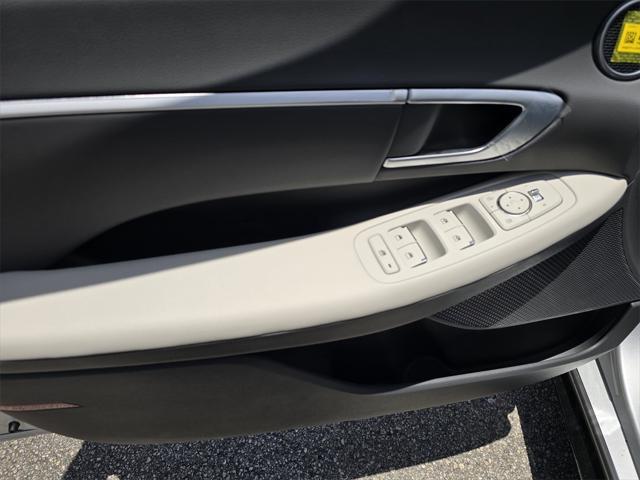 new 2025 Hyundai Sonata car, priced at $32,935