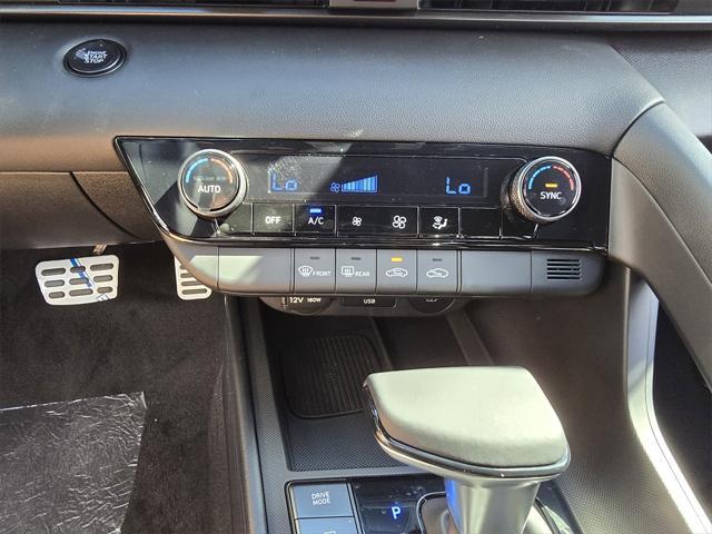 new 2025 Hyundai Elantra car, priced at $29,690