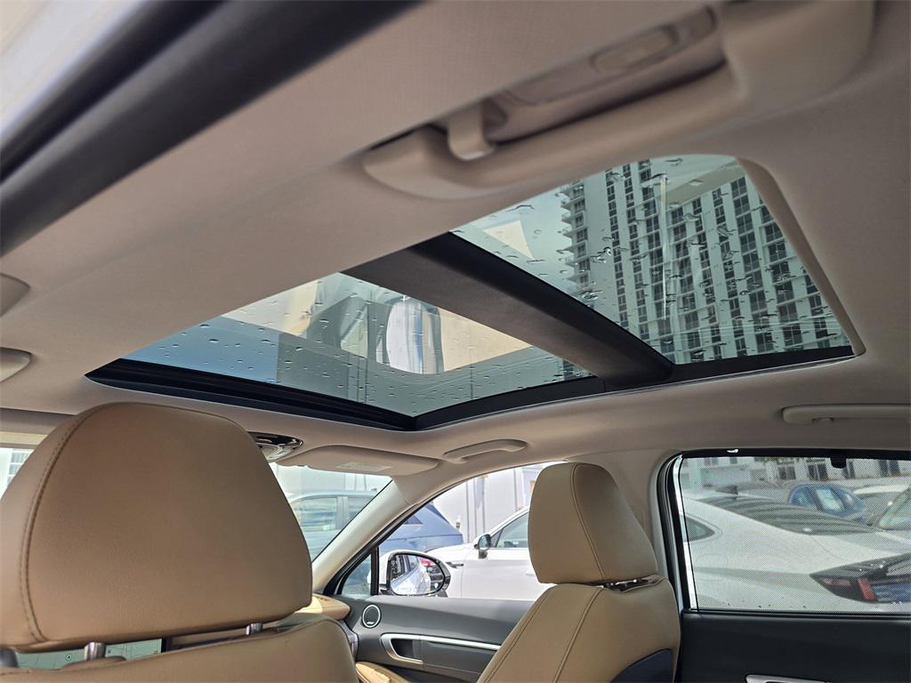 new 2025 Hyundai Sonata Hybrid car, priced at $40,030