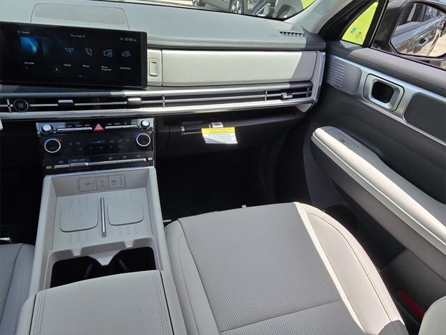 new 2025 Hyundai Santa Fe car, priced at $40,094