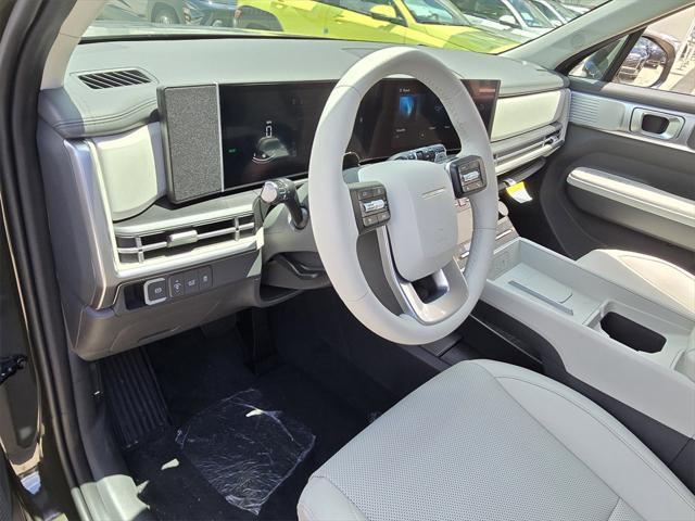 new 2025 Hyundai Santa Fe car, priced at $40,094