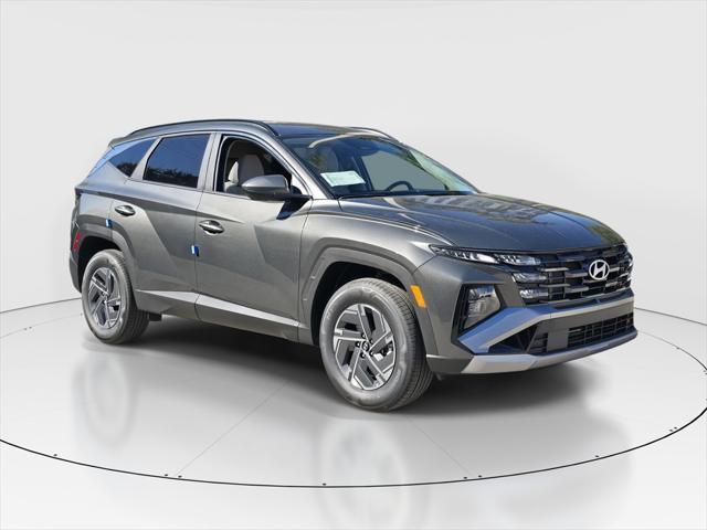 new 2025 Hyundai TUCSON Hybrid car, priced at $38,500
