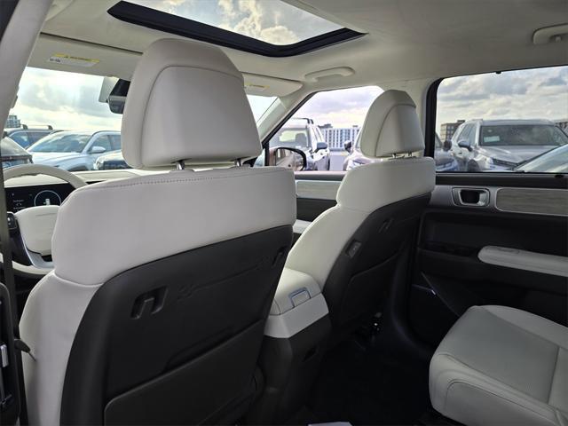 new 2025 Hyundai Santa Fe car, priced at $50,160