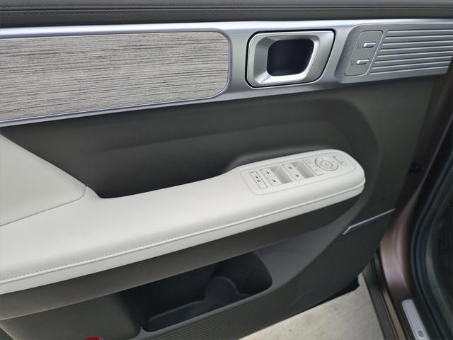 new 2025 Hyundai Santa Fe car, priced at $50,160