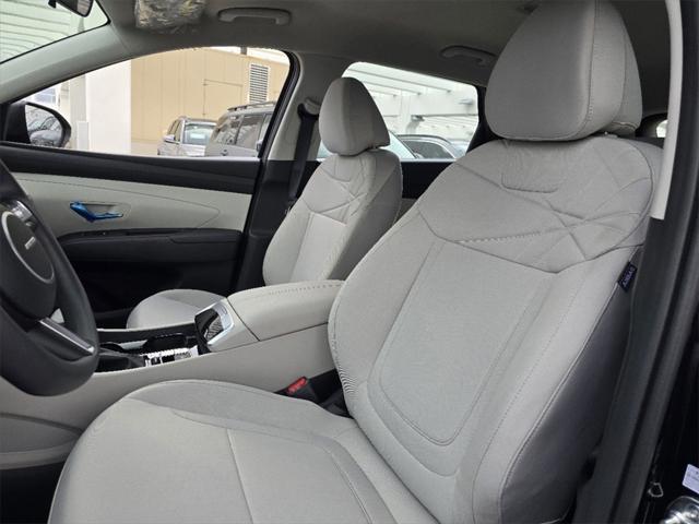 new 2025 Hyundai Tucson car, priced at $33,320