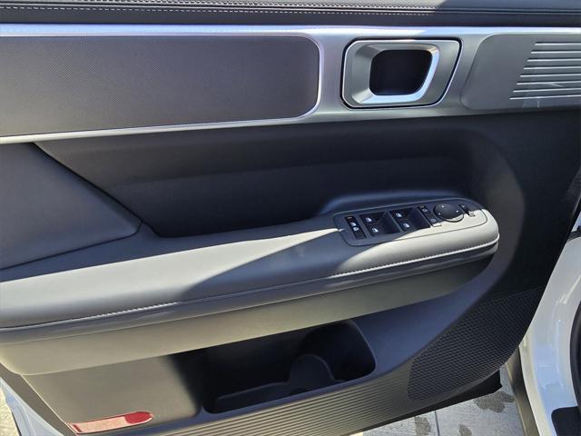 new 2025 Hyundai Santa Fe car, priced at $40,920
