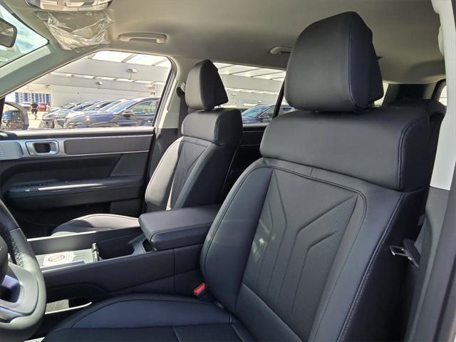 new 2025 Hyundai Santa Fe car, priced at $40,920